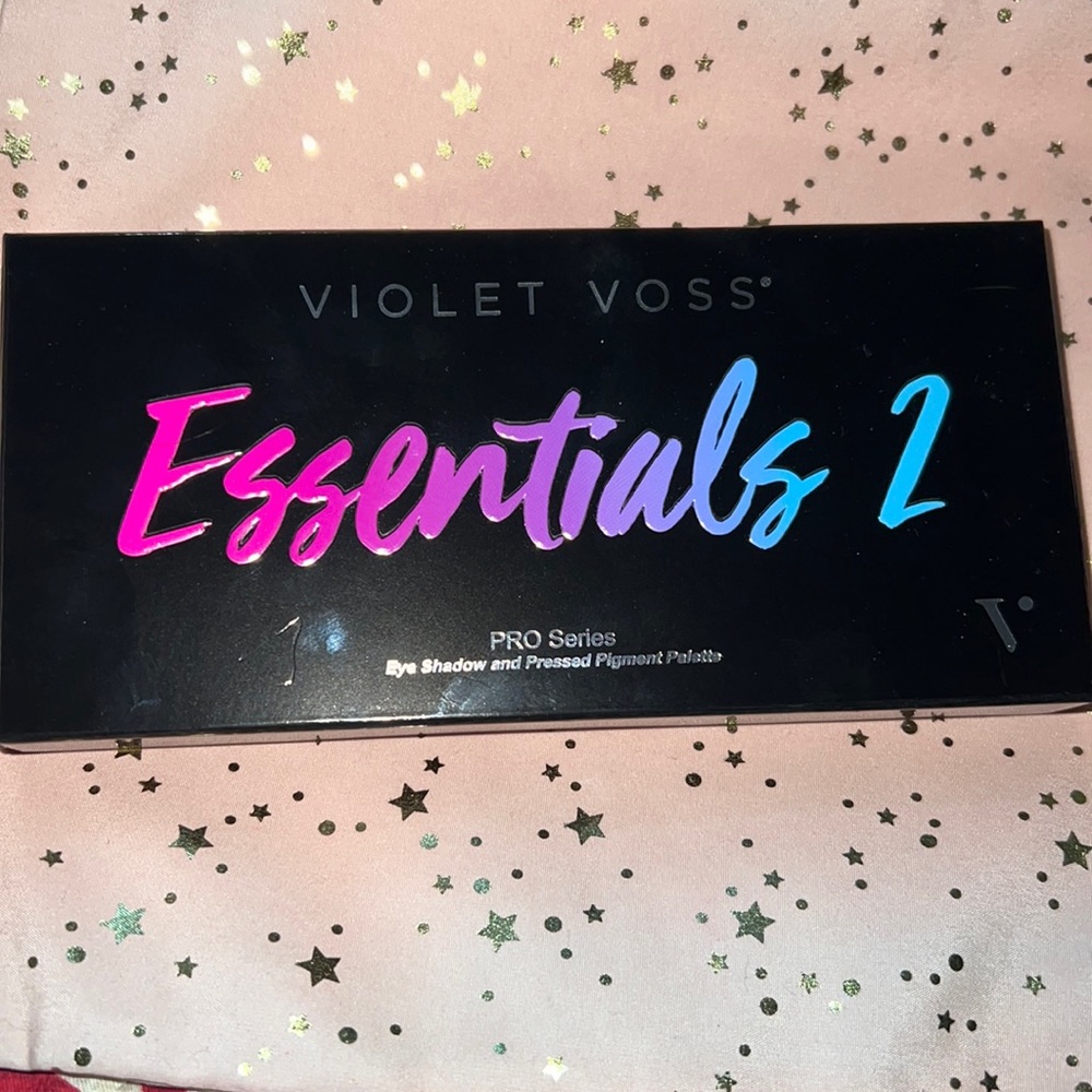 BNIB VIOLET VOSS eyeshadow palette